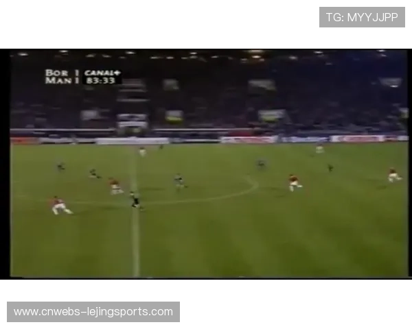 谢什科:我踢足球是从门将起步的,那时就想带球冲过全场进球 谢什科:我踢足球是从门将起步的,那时就想带球冲过全场进球